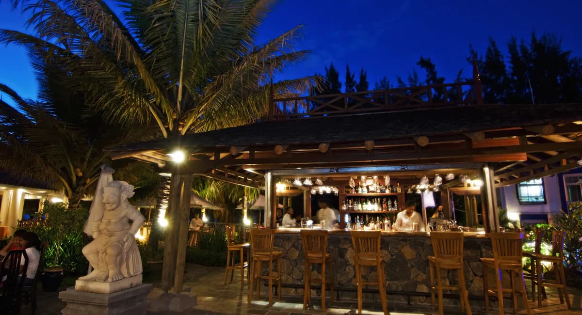 The Colonial Bar at Aanari Hotel